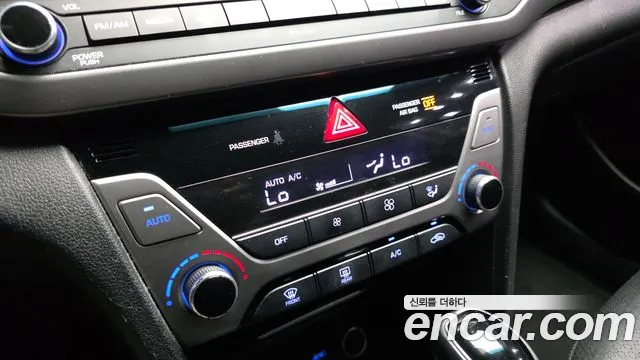Hyundai Avante 2015 thumb 2