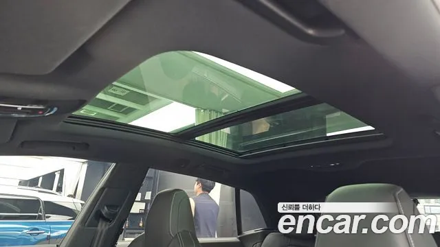 Audi Q8 2023 thumb 9