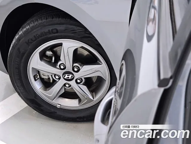 Hyundai Avante 2018 thumb 9