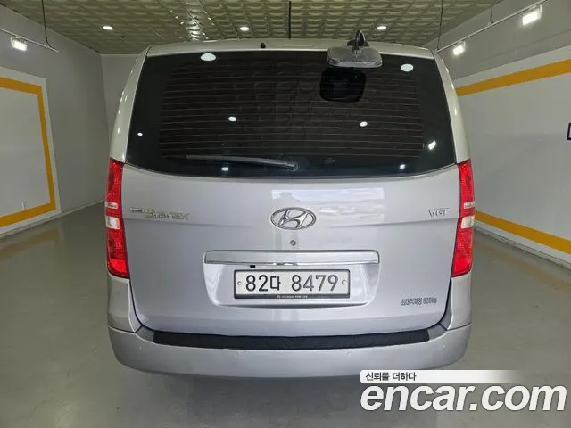 Hyundai Staria 2016 thumb 4