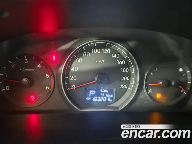 Hyundai Staria 2016 thumb 8