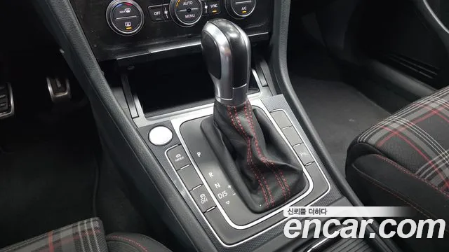 Volkswagen Golf 2016 thumb 4