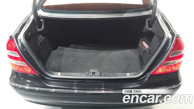 Mercedes-Benz E-Класс 2006 thumb 8