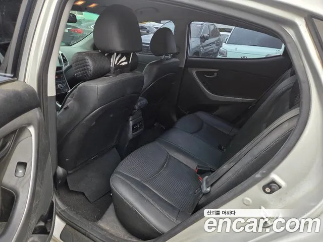Hyundai Elantra 2014 thumb 3