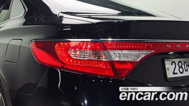 Hyundai Grandeur 2014 thumb 8