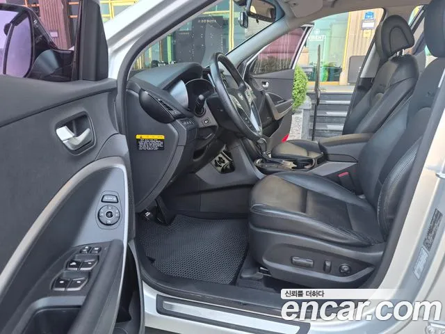 Hyundai Санта Фе 2013 thumb 3