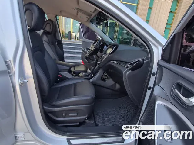 Hyundai Санта Фе 2013 thumb 7