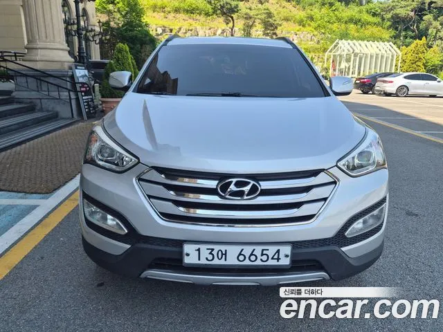 Hyundai Санта Фе 2013 thumb 4