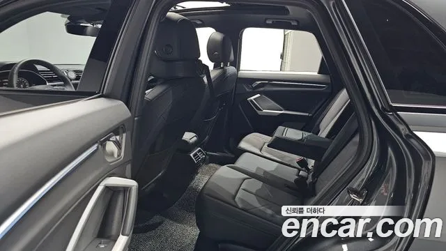 Audi Q3 2025 thumb 4