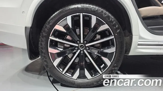 Volvo XC90 2026 thumb 8