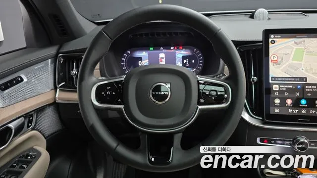 Volvo XC90 2026 thumb 2