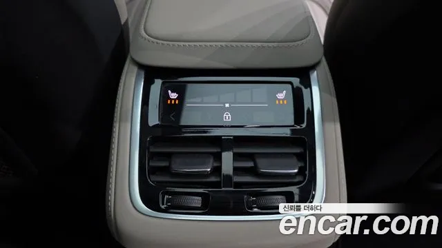 Volvo XC90 2026 thumb 7