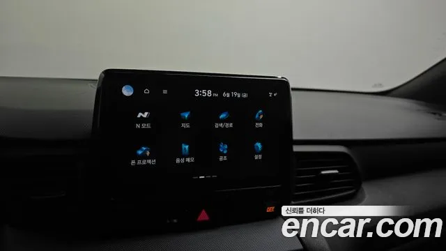 Hyundai Veloster 2021 thumb 9