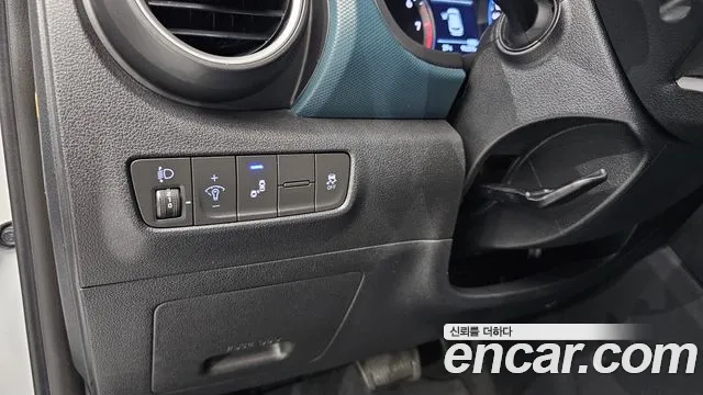 Hyundai Kona 2018 thumb 12