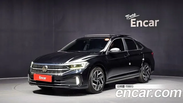 Volkswagen Jetta 2024 thumb 2