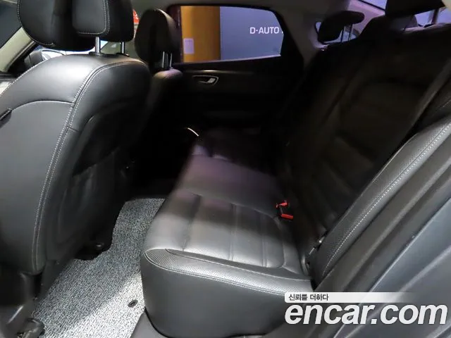 Renault SM6 2016 thumb 6