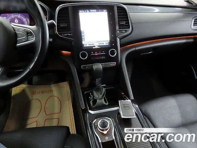 Renault SM6 2016 thumb 2