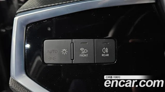 Audi Q3 2022 thumb 3