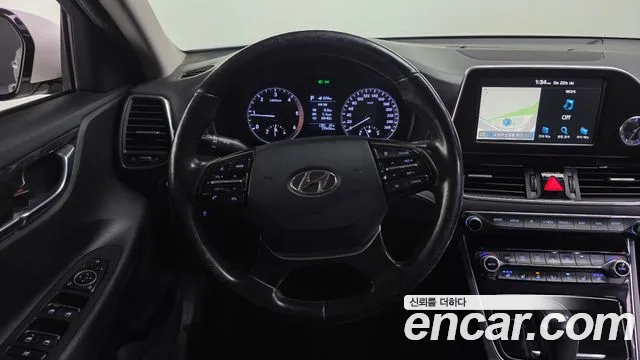 Hyundai Grandeur 2017 thumb 2