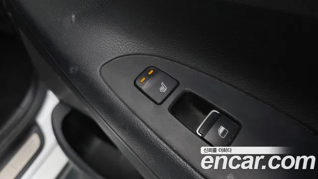 Hyundai Grandeur 2017 thumb 10
