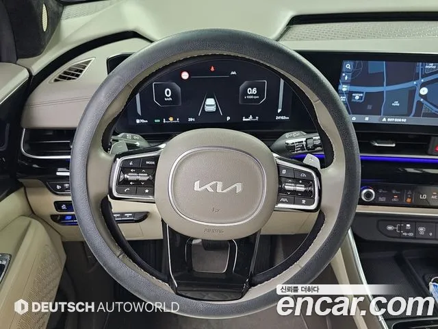 Kia Carnival 2024 thumb 4