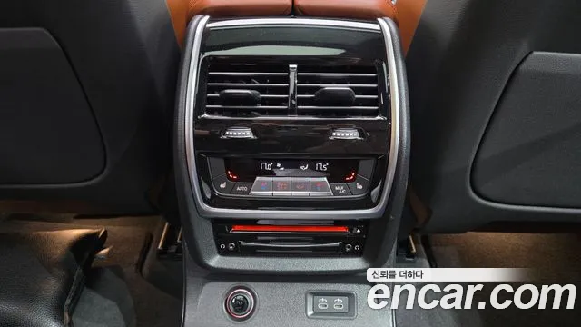 BMW X7 2021 thumb 3