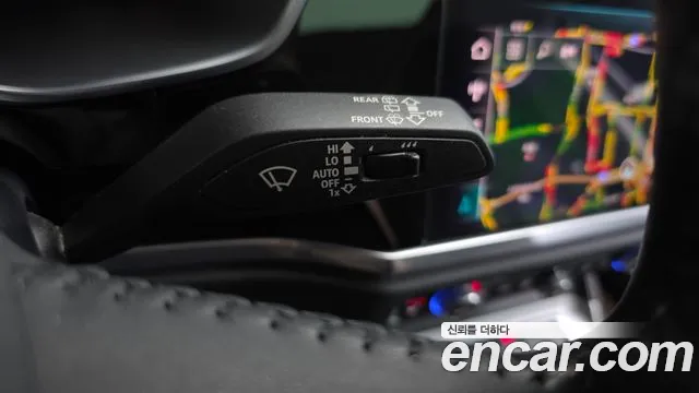 Audi Q3 2020 thumb 11