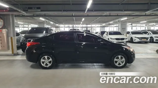 Hyundai Avante 2013 thumb 8