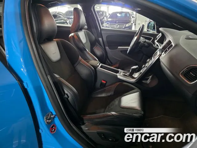 Volvo S60 2017 thumb 4
