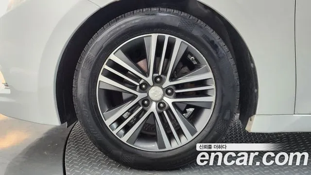 Hyundai Grandeur 2013 thumb 8