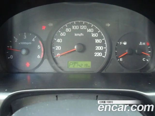 Hyundai Staria 2014 thumb 7