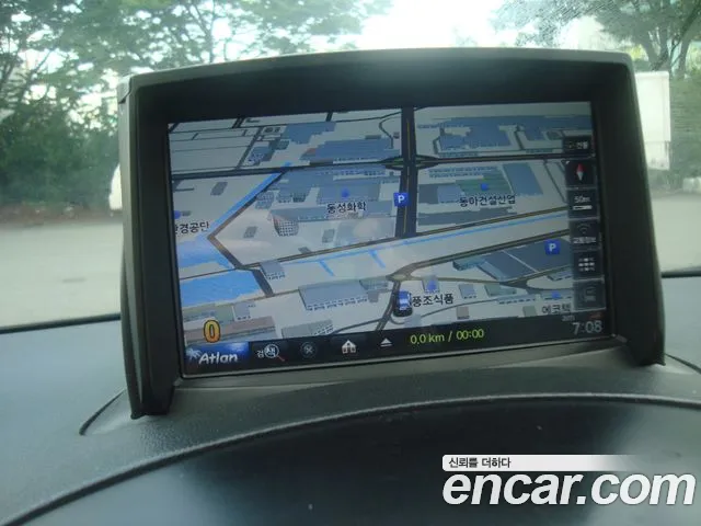 Hyundai Staria 2014 thumb 3