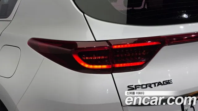 Kia Sportage 2018 thumb 11