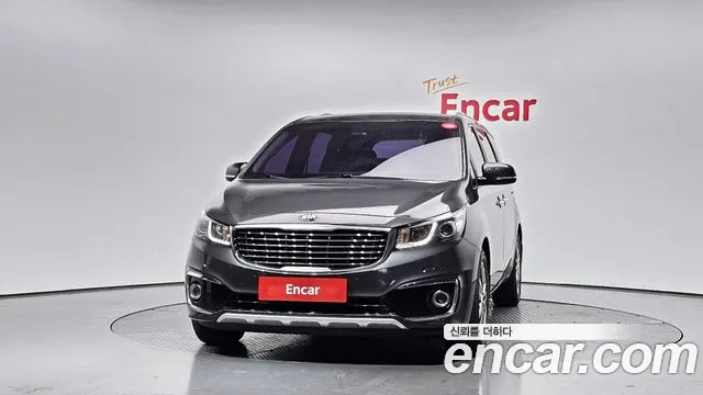 Kia Carnival 2015 thumb 8