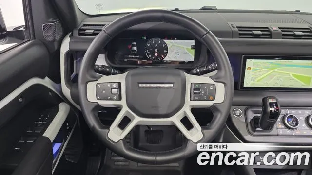 Land Rover Defender 2024 thumb 3
