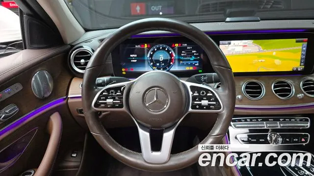 Mercedes-Benz E-Class 2019 thumb 5