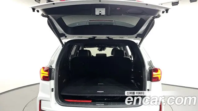 KGM Rexton 2023 thumb 5