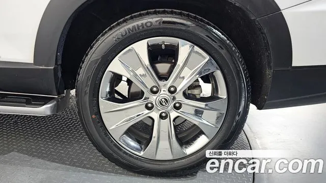 KGM Rexton 2023 thumb 9