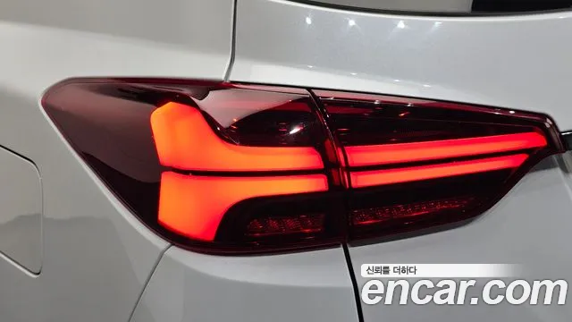KGM Rexton 2023 thumb 2