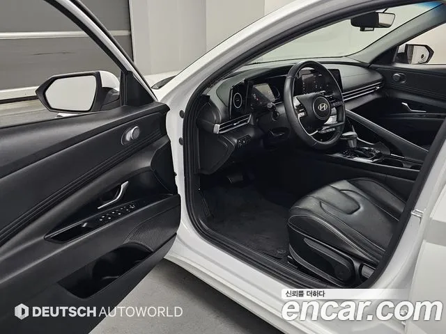 Hyundai Elantra 2023 thumb 12