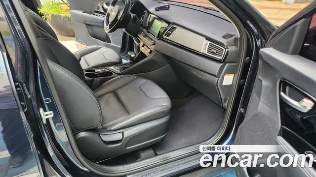 Kia Niro 2017 thumb 7