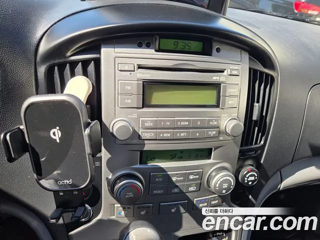 Hyundai Staria 2013 thumb 5