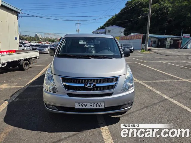 Hyundai Staria 2013 thumb 3