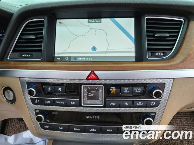 Genesis G80 2020 thumb 12