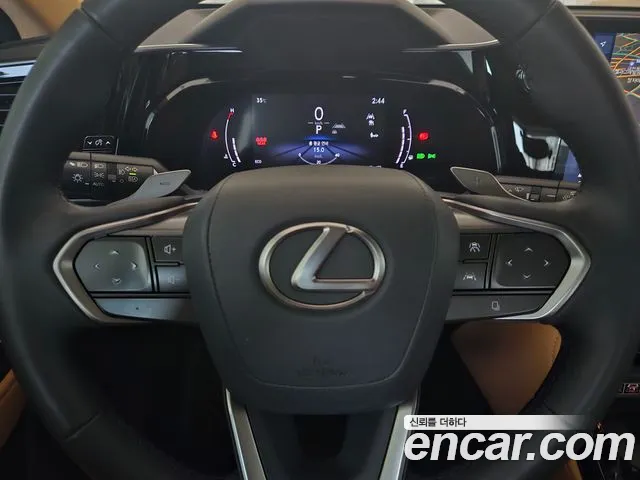 Lexus NX 350h 2024 thumb 10