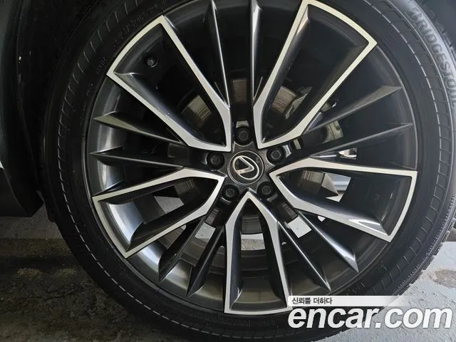 Lexus NX 350h 2024 thumb 11