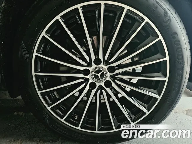 Mercedes-Benz GLC 2024 thumb 9