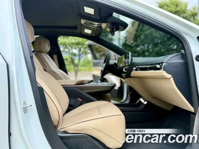 Cadillac Lyriq 2024 thumb 7