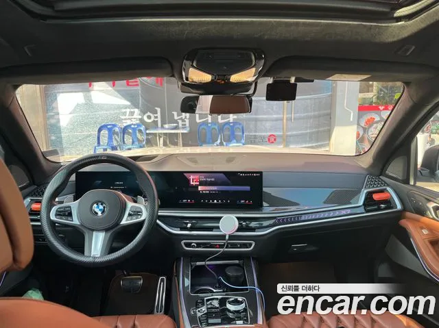 BMW X7 2025 thumb 10