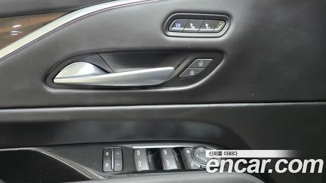 Cadillac Escalade 2023 thumb 8